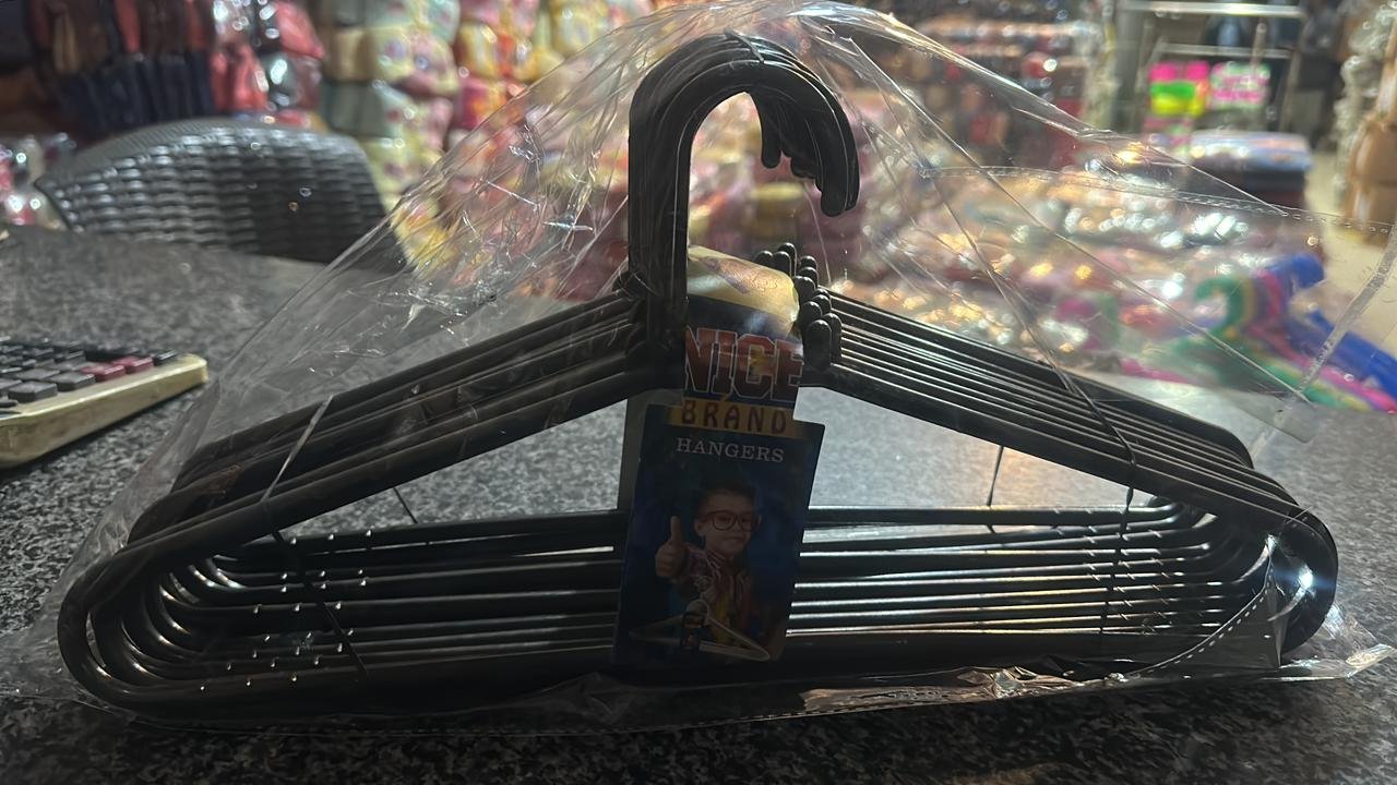 VIP Brand 303 Multicolor Plastic Hangers Set – Pack of 10 - Image 4